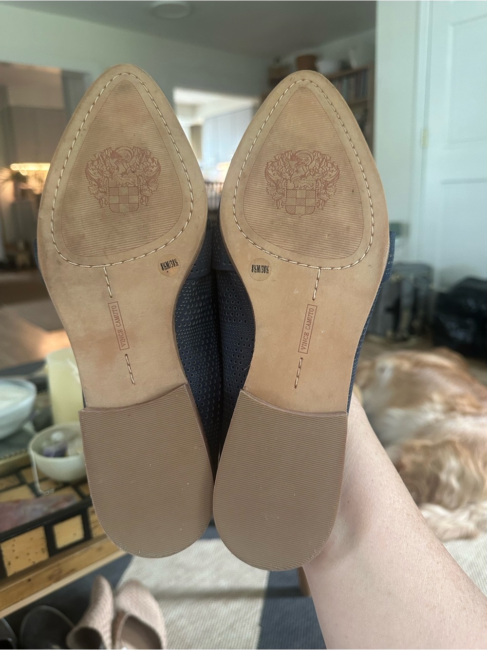 Vince Camuto Navy Perforated Pointed-Toe Slip-On Loafers Size 8.5. Like new - Picture 5 of 5